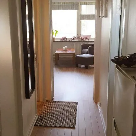 Lägenhet Sunny, Spacious, And Quiet Gentofte